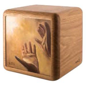 Tribute Oak Wood Urn